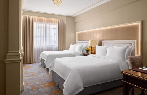 Connecticut Ave - K Street Apartment | Premier Room Near National Geographic Museum WDC