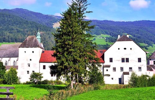 Vipiteno Apartment | Apartment 'D' with Mountain View, Balcony and Wi-Fi