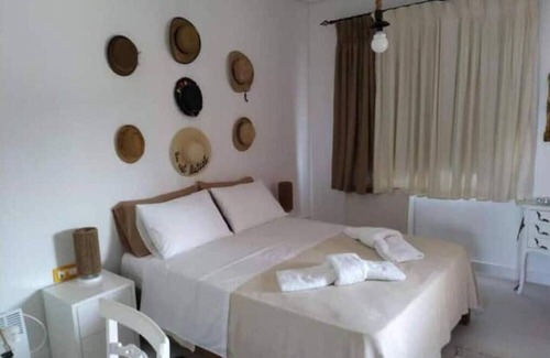 Loutraki Apartment | Apartment 'Unique Loutraki' with Sea View, Wi-Fi and Air Conditioning