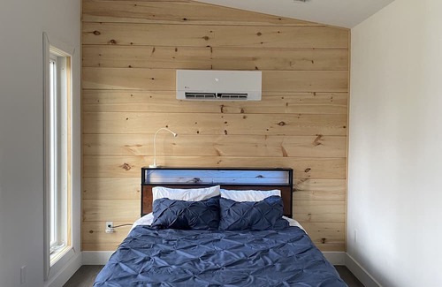 Guelph/Eramosa Cabin | The Celestial Nest tiny home- everything you need to get away