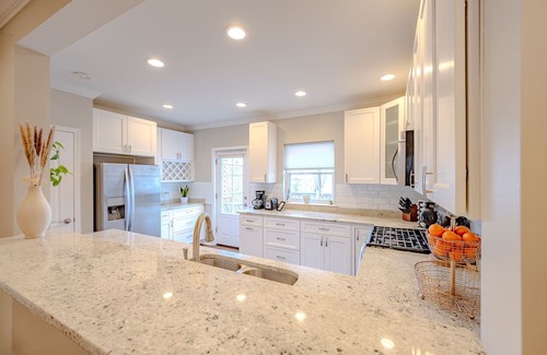 Kingman Park House | D St Digs a Spacious Row Home on Capitol Hill