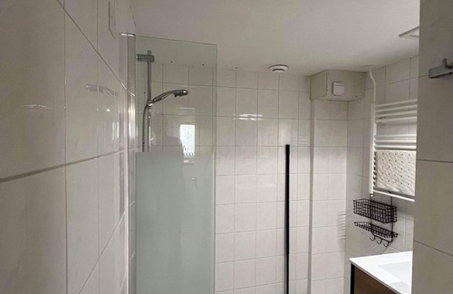Kinnum Apartment | Cozy apartment in the centrally located Baaiduinen