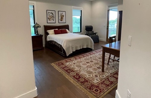Barton Creek Lakeside House | Beautiful new home in Spicewood!