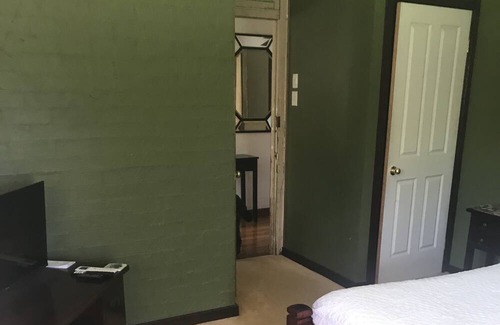 Robertson Bed & Breakfast | Greengate bed and breakfast green room