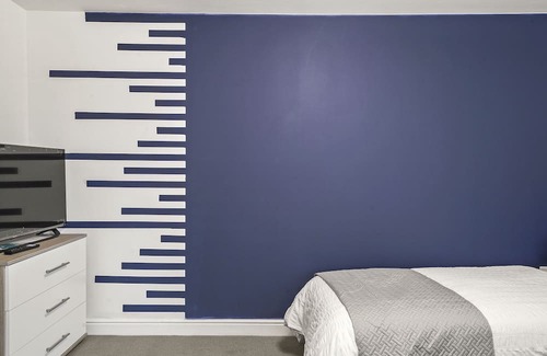 Woolwich Apartment | 2Bed 2 bath |FREE Gated Parking & Wifi ready for your weekly and monthly needs