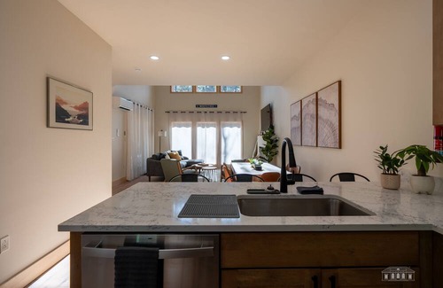 Wilmington House | Walk to Public Beach from Townhome that is also very close to Whiteface Mountain
