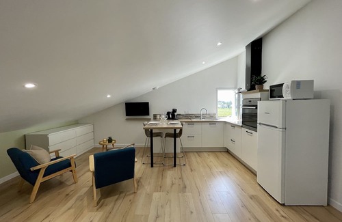 Saint-Palais Apartment | Studio à Moins dun Kilomètre du Centre-ville de Saint-palais Avec Parking