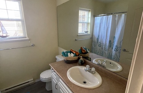 Juan de Fuca Electoral Area Apartment | Sooke Vacation apartment overlooking the Juan De Fuca Straits, amazing sea views