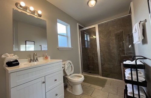 Central Business District Condo | Loft 55: Stylish Loft in Downtown Mobile - Stay & Play in the City!