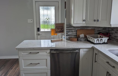 Barrie House | PRIVATE CASTLE in barrie Ontario canada THE second home 3 bedroom