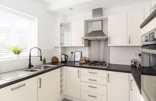 Market Harborough House | Charming 3- Bedroom Terrace House w/Netflix