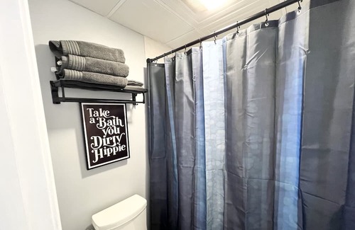 Eureka Springs Condo | Gypsy Blue: Free Parking and just Steps to Downtown Charm