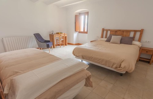 Aiguaviva Cottage | Masia Catalana, ¡ideal Para una Escapada con Amigos y Família!