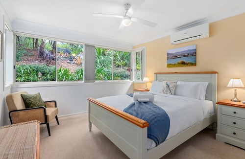 Coffs Harbour Villa | Hillview