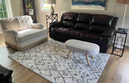 Menomonee Falls House | Your Own Spacious Place with a Pool & Peloton