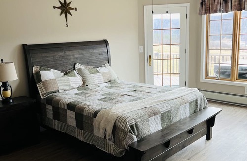 Dushore House | Scenic Mountain View Getaway
