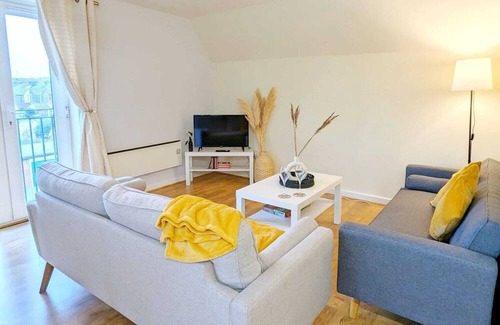 Ipswich Apartment | Charming 2-Bed Apartment in Ipswich