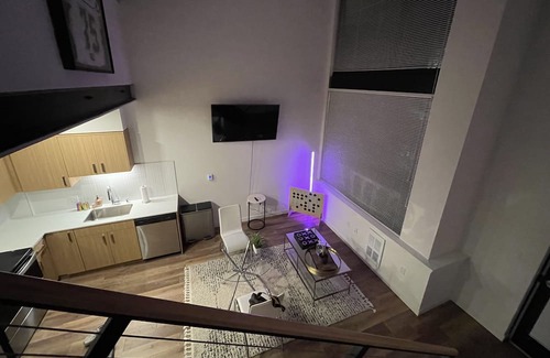 Lower Queen Anne Apartment | The Prime Location Loft