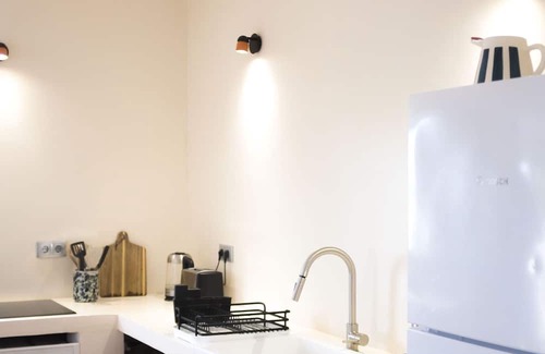 Figueira House | Welcome to Casa das Escadinhas, a charming oasis in the Algarve.
