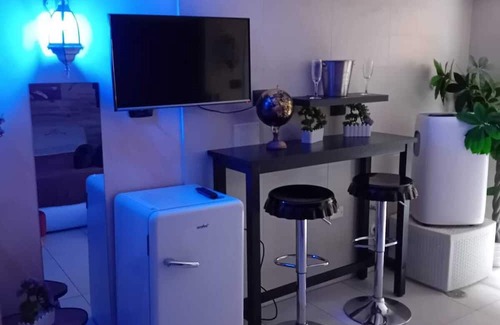 Pozzuoli Apartment | mare fuori