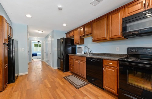 Johnson County House | Quiet and serene place to recharge and enjoy the beauty of nature!