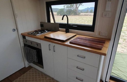 Bullawa Creek House | 'Tinylicious' Custom Offgrid Tiny with a View