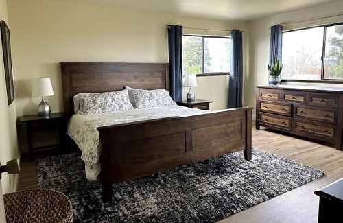 Watsonville Apartment | Spacious two bedroom with expansive views of the mountains and valleys!