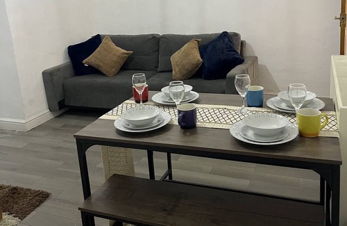 Levenshulme House | Meller House - Central Manchester