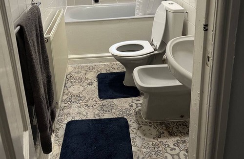 Levenshulme House | Meller House - Central Manchester