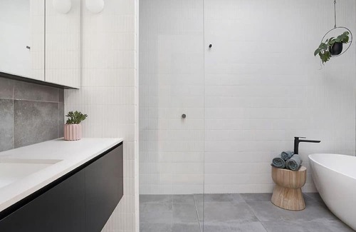 Randwick House | The Contemporary Escape Randwick IH