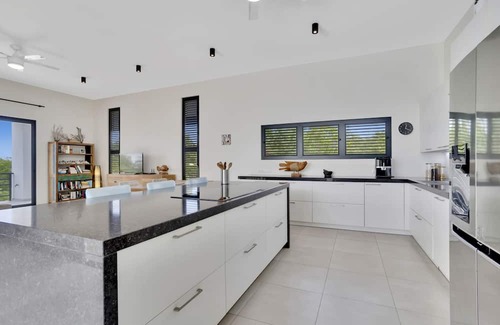 Hato House | Discover Serenity at Kas Horizonte Nobo