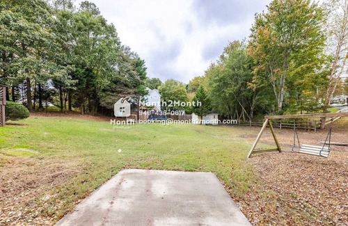 Buford House | Modern Elegance on Silver fox path #41856