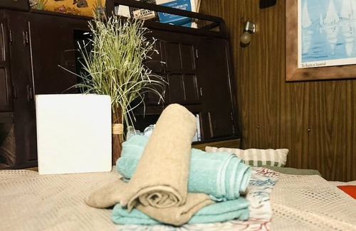 Whitney Beach Boat Rental | The Sailor Park