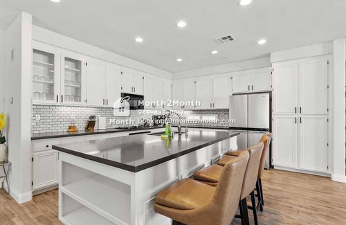 Loma Linda House | Loma Vista Retreat on Lugo Dr #42021