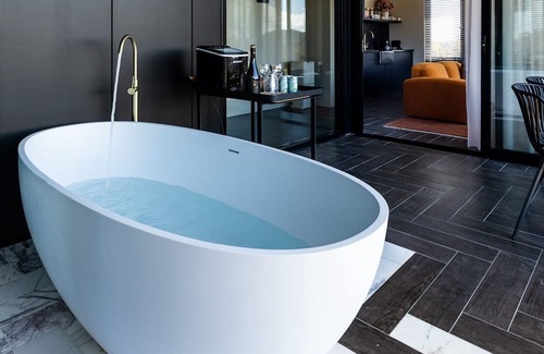 Carlton River Villa | Suite North - Wherewithal