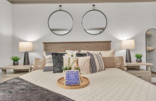 League City Apartment | The Hidden Gem · The Hidden Gem near Kemah Boardwalk/NASA!