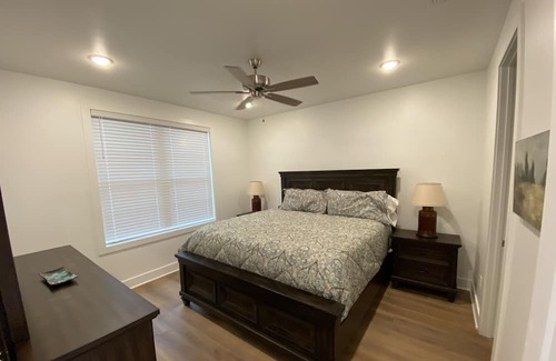 Starkville Condo | Quiet, family-sized condo less than 2 miles from University!