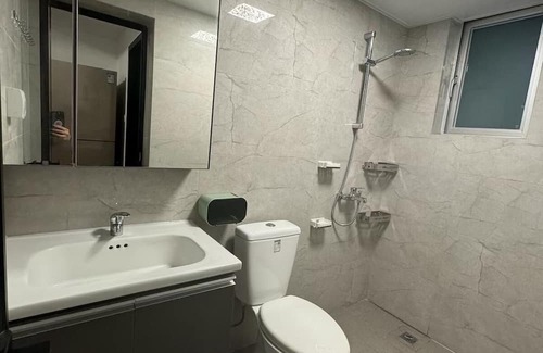 Central Business District Condo | Luxurious 2-bedroom, furnished condo in Shenzhen Futian with AC & heating
