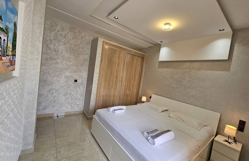 Martil Apartment | Lovely new fully-equipped apartment 15 minutes walk from the sea