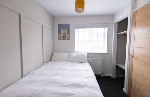 Newton St Loe House | 5 BEDROOM Stunning House Close To Bath Centre