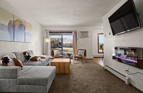 Casper Condo | Cozy, Conveniently Located Condo