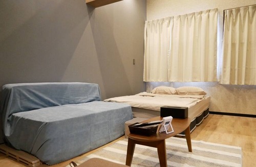 Amami House | HOODRoom 201 3 person plan / Amami Kagoshima