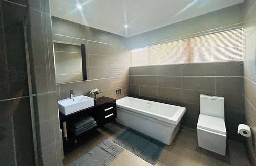 Three Rivers Apartment | Ripplewood - Entire Condo in Vereeniging