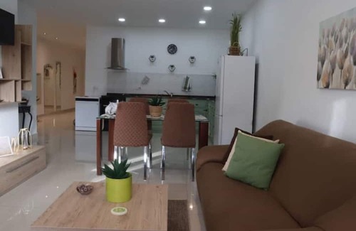 Safi Apartment | Cozy Stay Mins away from Airport