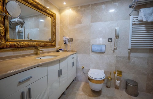 Kutahya Hotel | Sefakent Harlek Termal