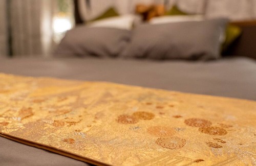 Atami House | Geisha House Atami. Groups up to 10. Comfort inspired by geisha tradition.