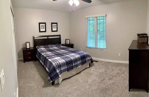 Byron House | 22 acres of peace