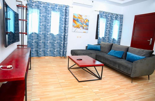 Cocody Apartment | Vrbo Property