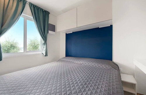 Predore RV Rental | Camping home with lake view, Wi fi and air conditioning