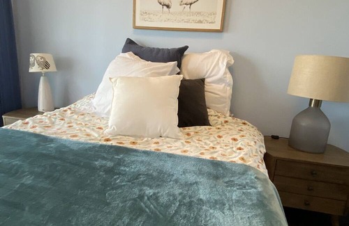 Koo-Wee-Rup Apartment | A place like home
